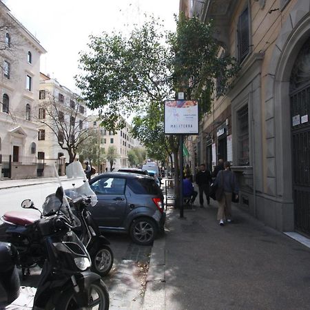 Aletheia Elite - Elegant 2 Br Apartment Rome Bagian luar foto