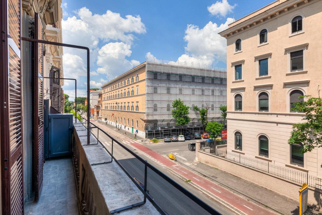 Aletheia Elite - Elegant 2 Br Apartment Rome Bagian luar foto